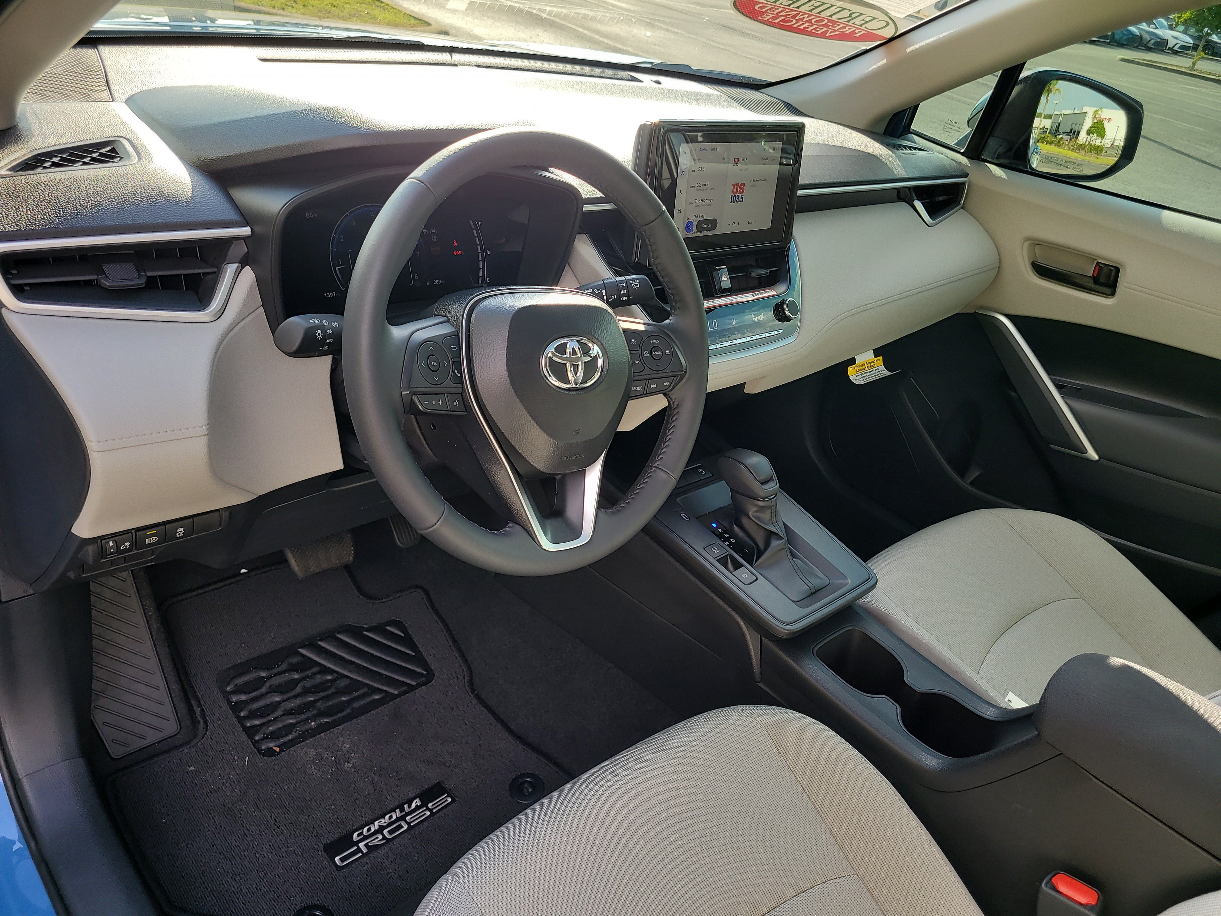 Used 2026 Toyota Corolla Cross LE w/ Moonroof Package FWD image 19
