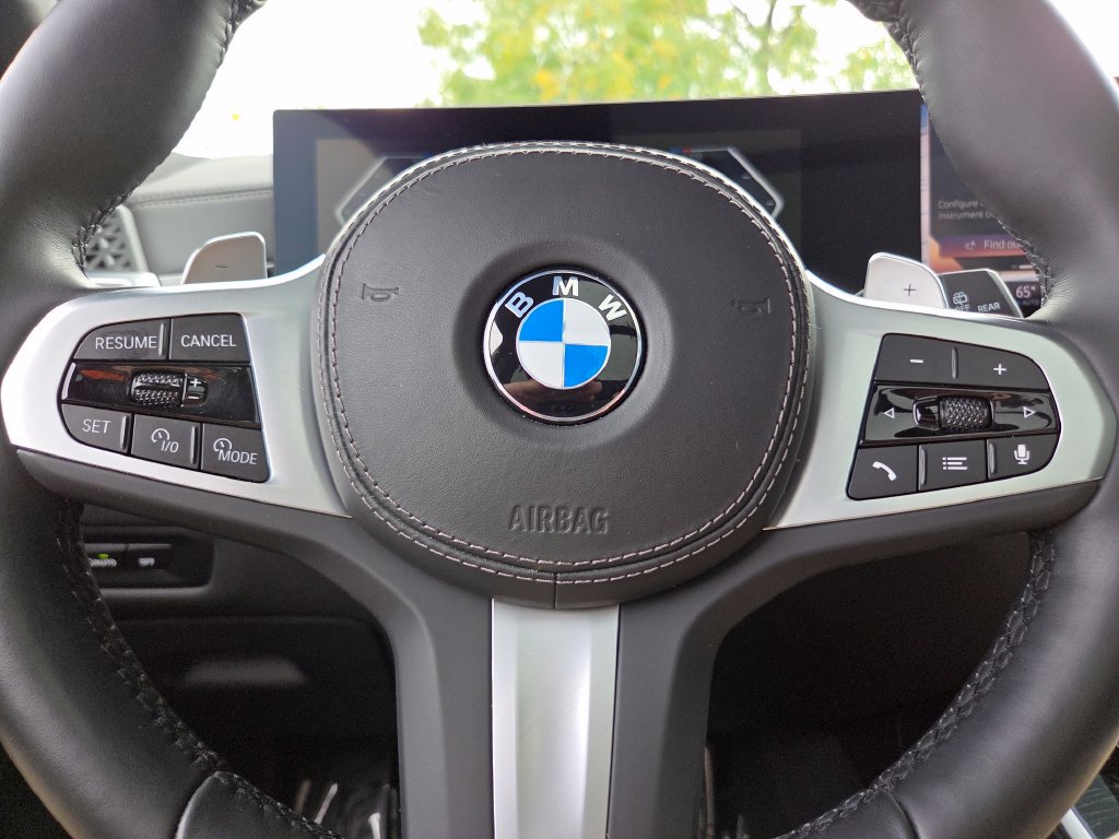 Used 2025 BMW X5 xDrive40i w/ M Sport Package AWD/4WD image 39