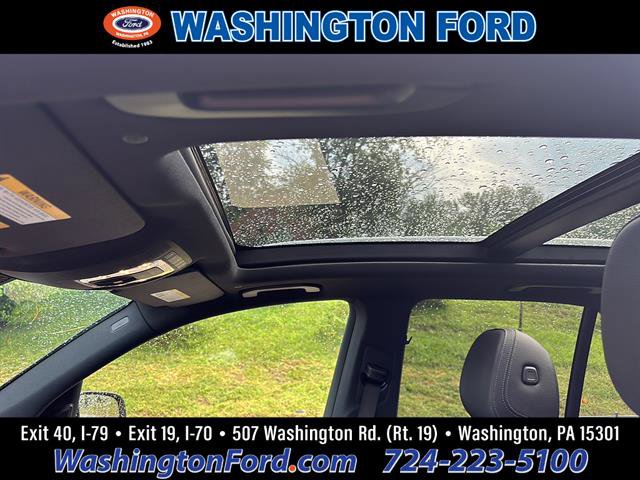 Used 2025 Mercedes-Benz GLE 350 4MATIC image 15
