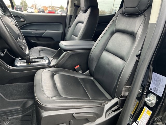 Certified 2021 Chevrolet Colorado Z71 w/ Z71 Midnight Edition image 13