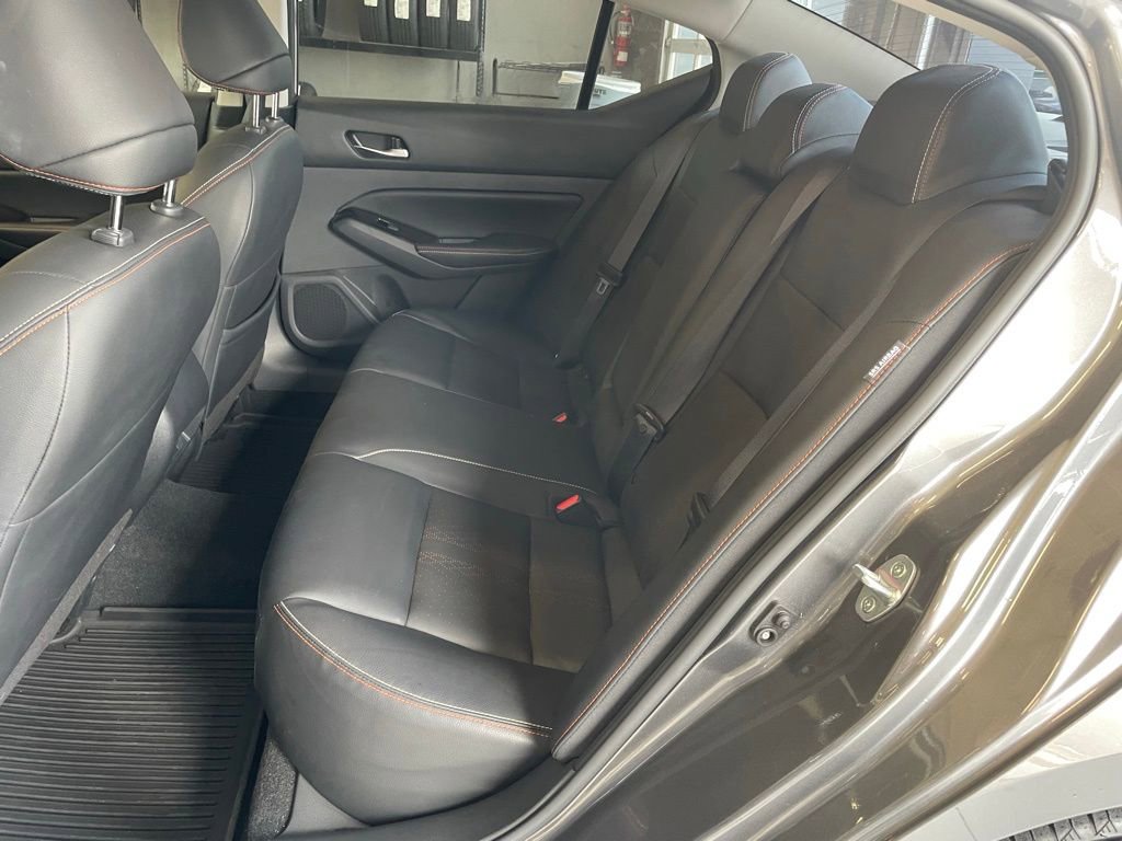 Certified 2024 Nissan Altima 2.5 SR w/ SR Premium Package FWD image 18