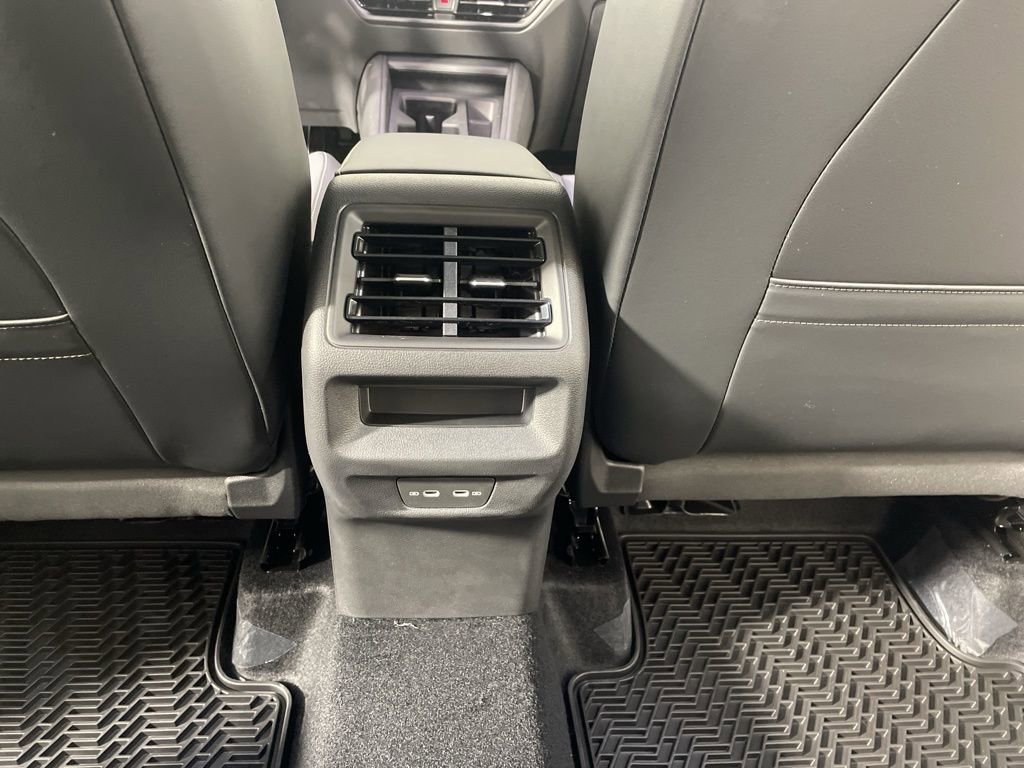 New 2026 Volkswagen Tiguan SE AWD/4WD image 20