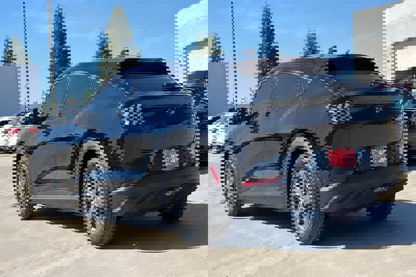 Used 2021 Ford Mustang Mach-E Select w/ Comfort/Technology Package image 7