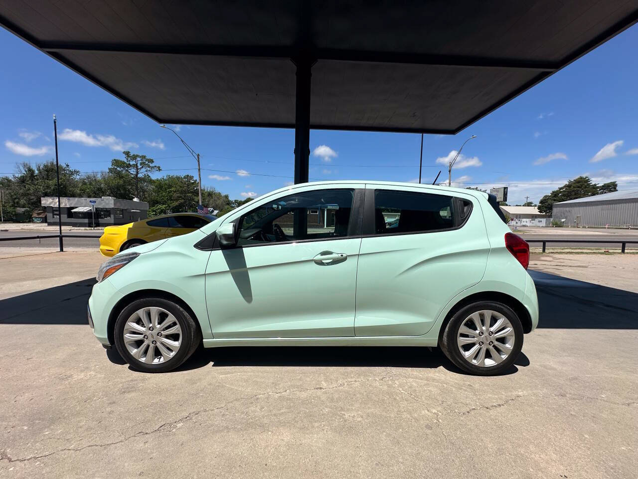 Used 2018 Chevrolet Spark LT FWD image 5