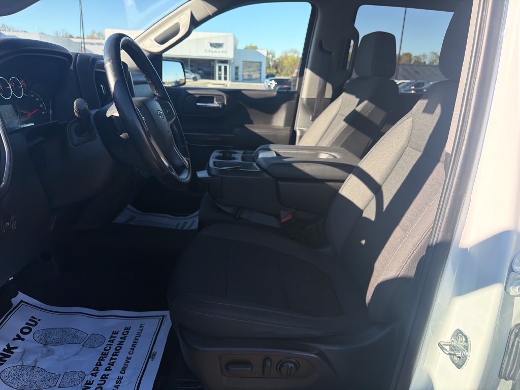 Used 2022 Chevrolet Silverado 1500 RST w/ Z71 Off-Road Package AWD/4WD image 13