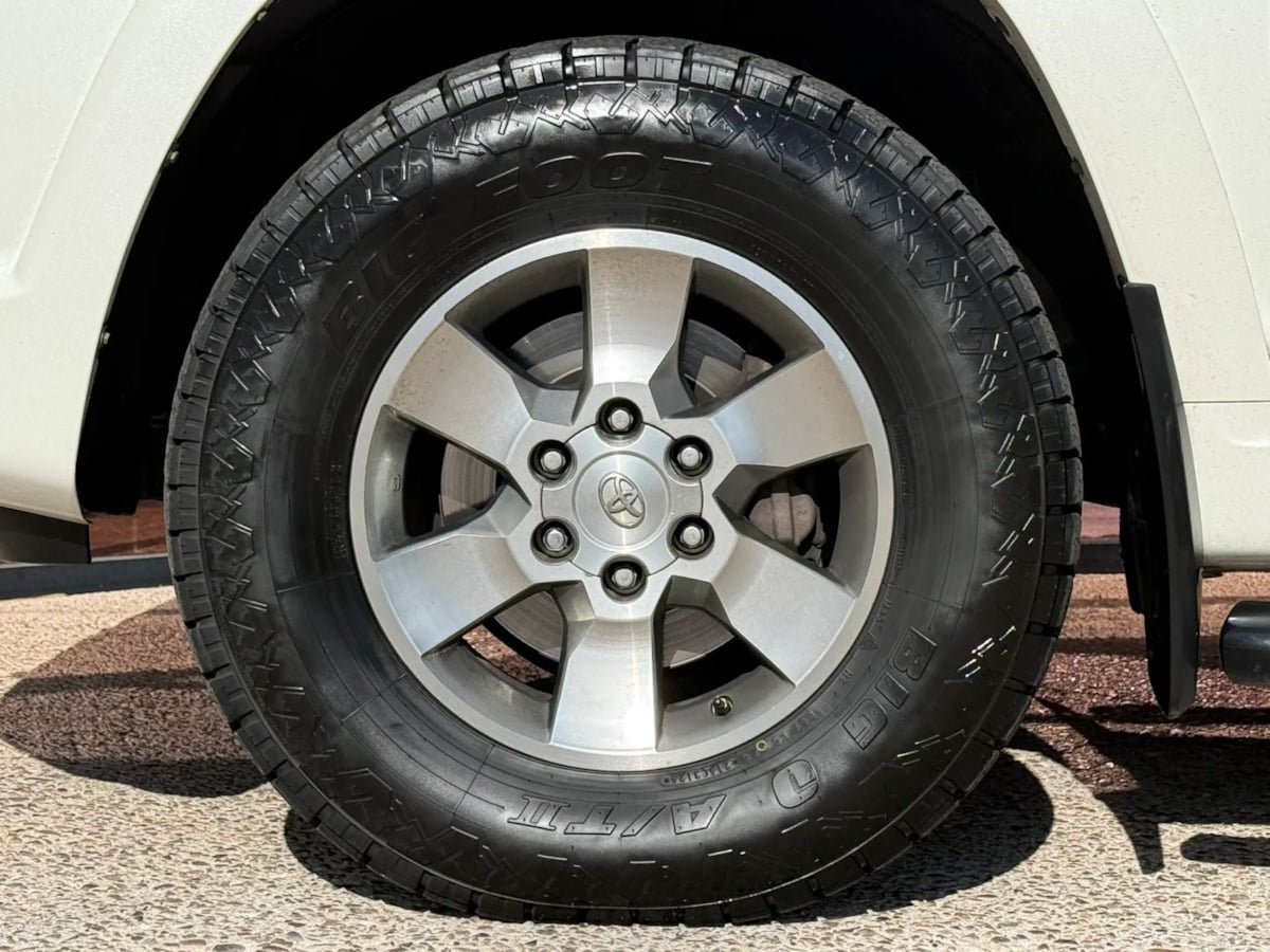 Used 2012 Toyota 4Runner SR5 w/ Premium Pkg AWD/4WD image 27