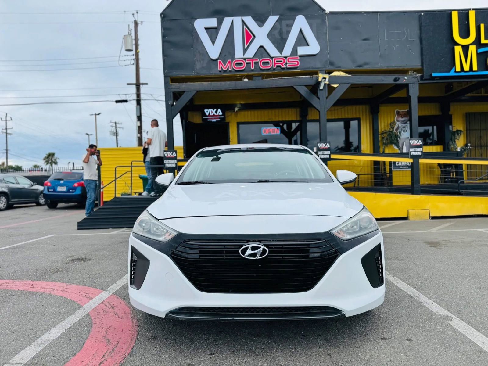 Used 2019 Hyundai Ioniq Blue image 2