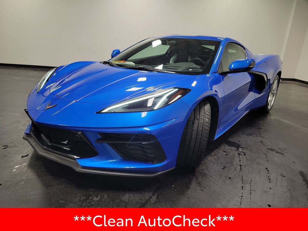 Used 2024 Chevrolet Corvette Stingray Preferred Cpe w/ Stealth Interior Trim Package image 4