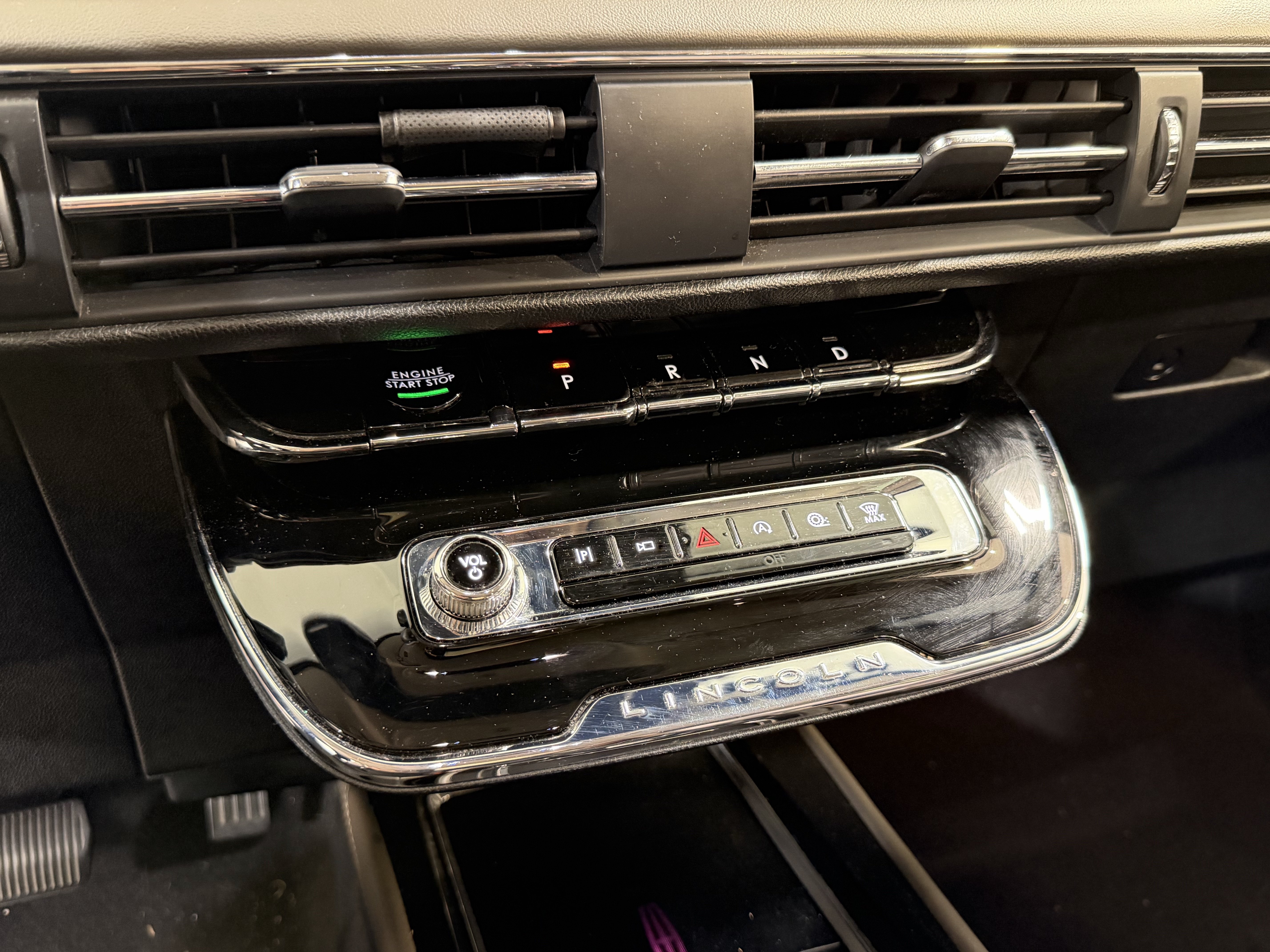 Used 2023 Lincoln Corsair Reserve FWD image 19