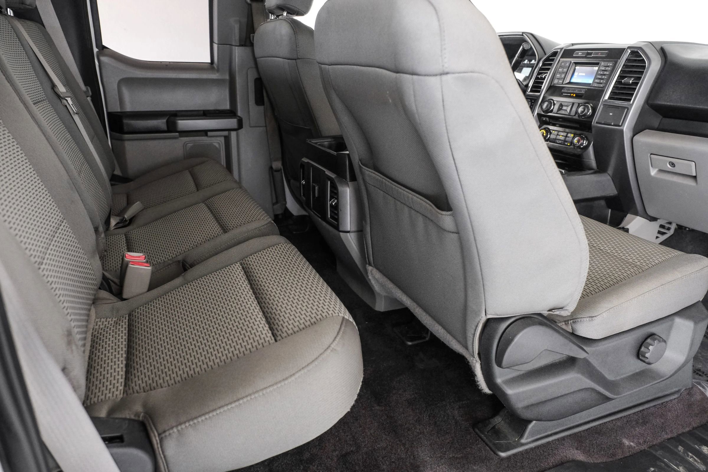 Used 2015 Ford F150 XLT image 26