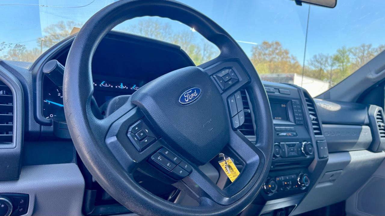 Used 2018 Ford F350 XL w/ Power Equipment Group RWD image 14