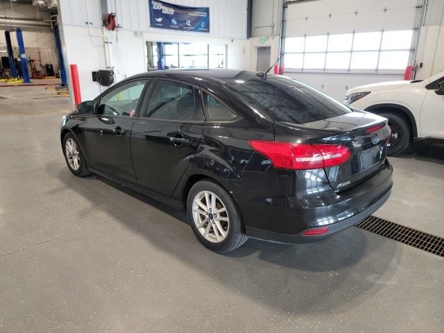 Used 2015 Ford Focus SE FWD image 5