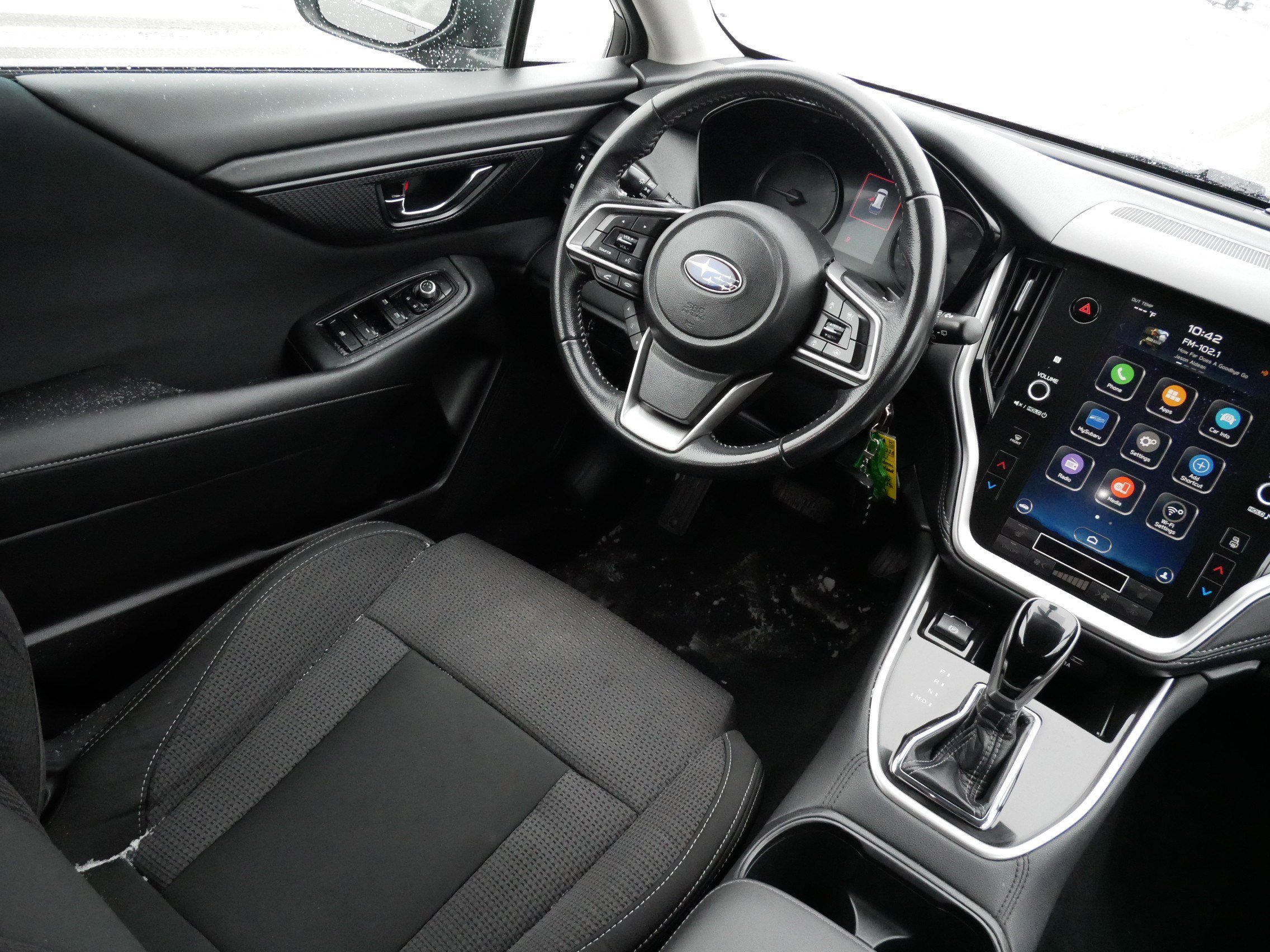 Used 2021 Subaru Outback Premium image 9