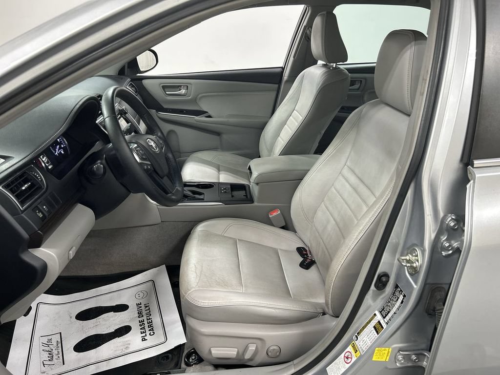 Used 2015 Toyota Camry XLE FWD image 9