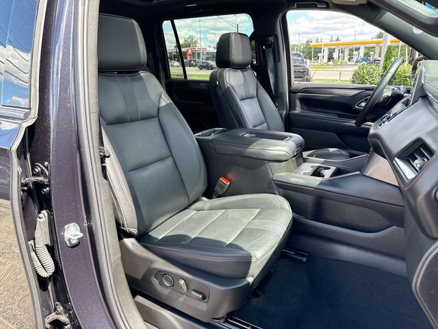 Certified 2023 Chevrolet Suburban RST w/ Luxury Package AWD/4WD image 26