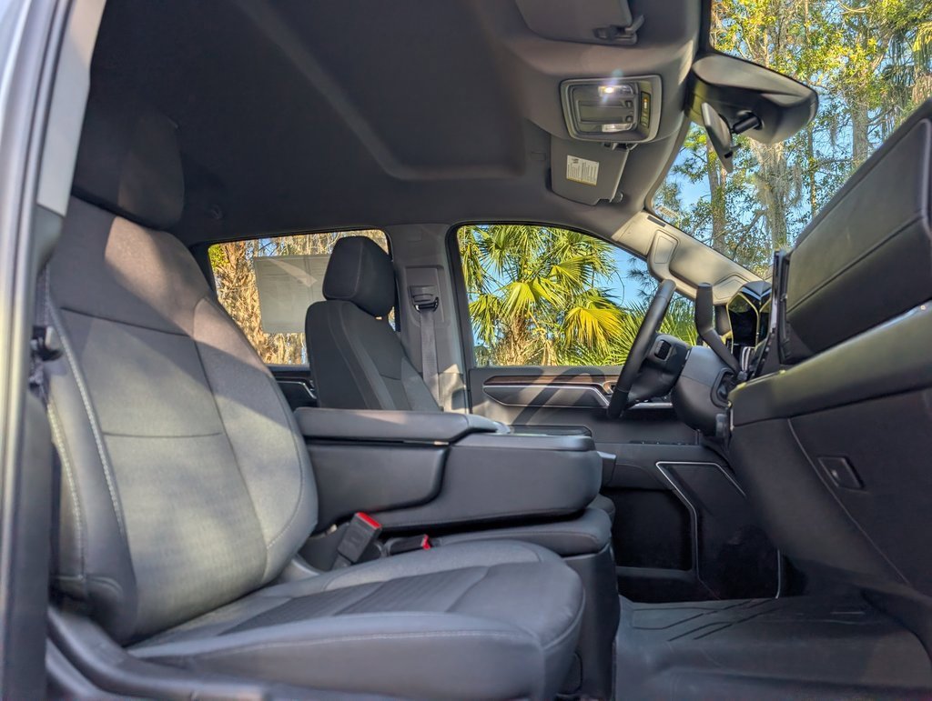 Used 2025 Chevrolet Silverado 1500 LT w/ Protection Package image 19