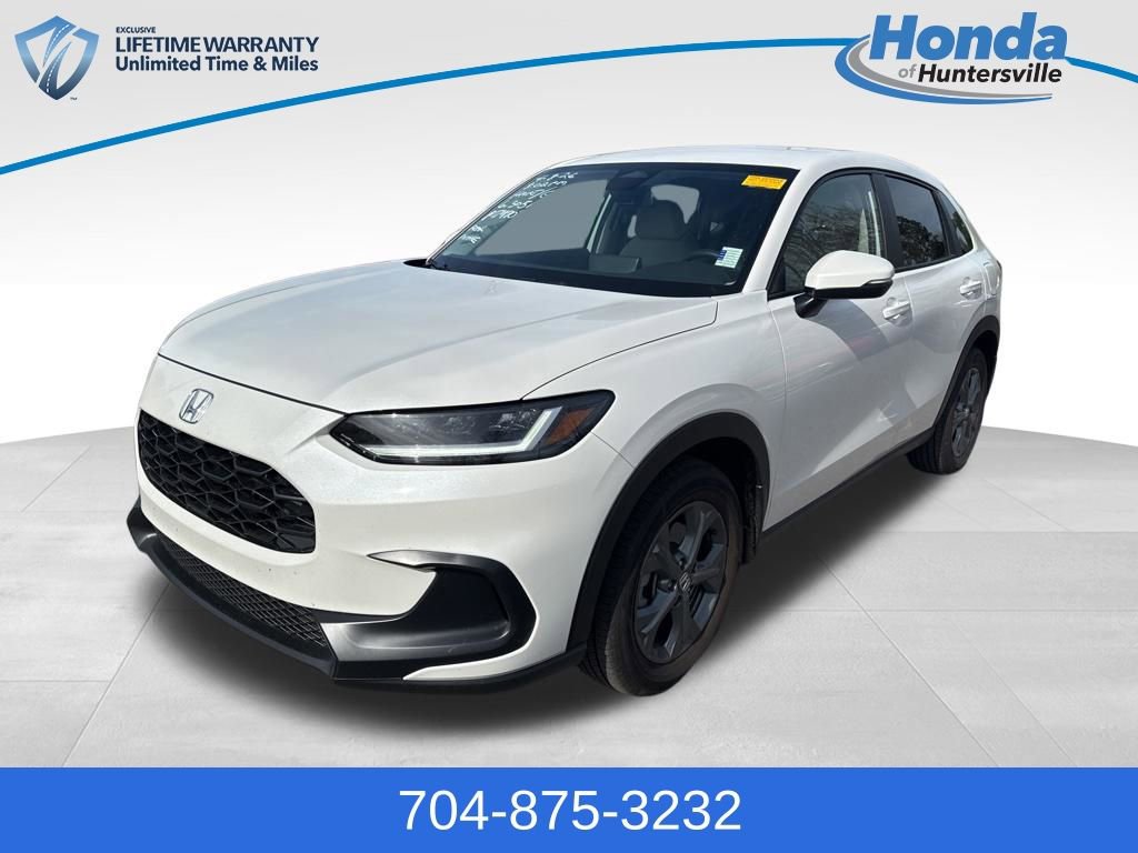 Certified 2026 Honda HR-V LX image 3