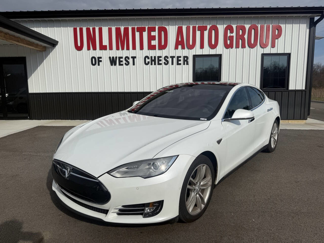 Used 2014 Tesla Model S 60 image 1