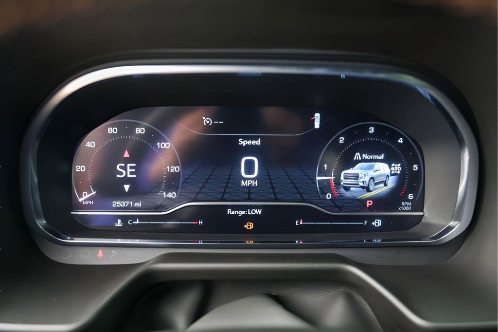 Used 2024 GMC Yukon AT4 w/ Max Trailering Package image 14