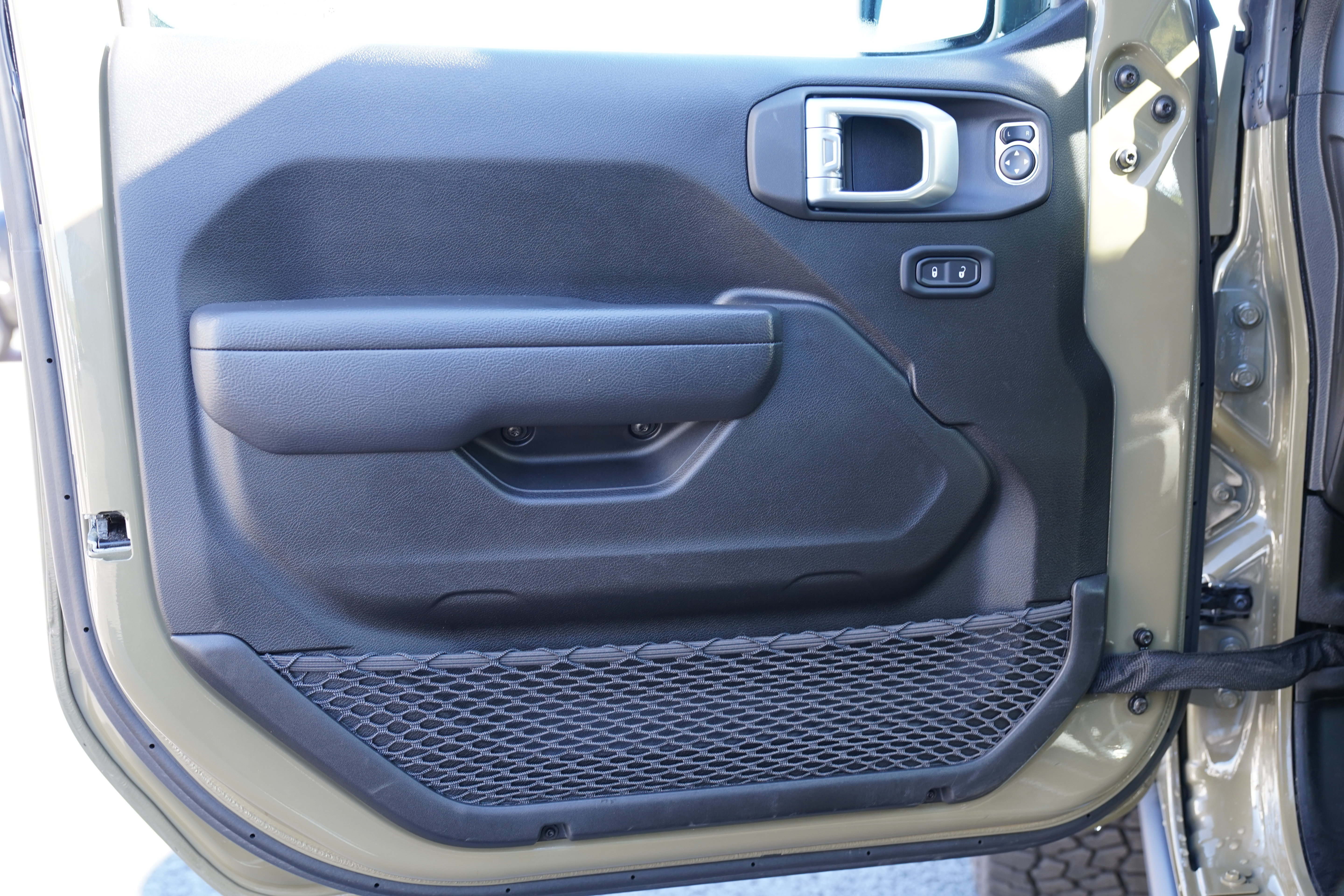 Used 2026 Jeep Gladiator Rubicon AWD/4WD image 15