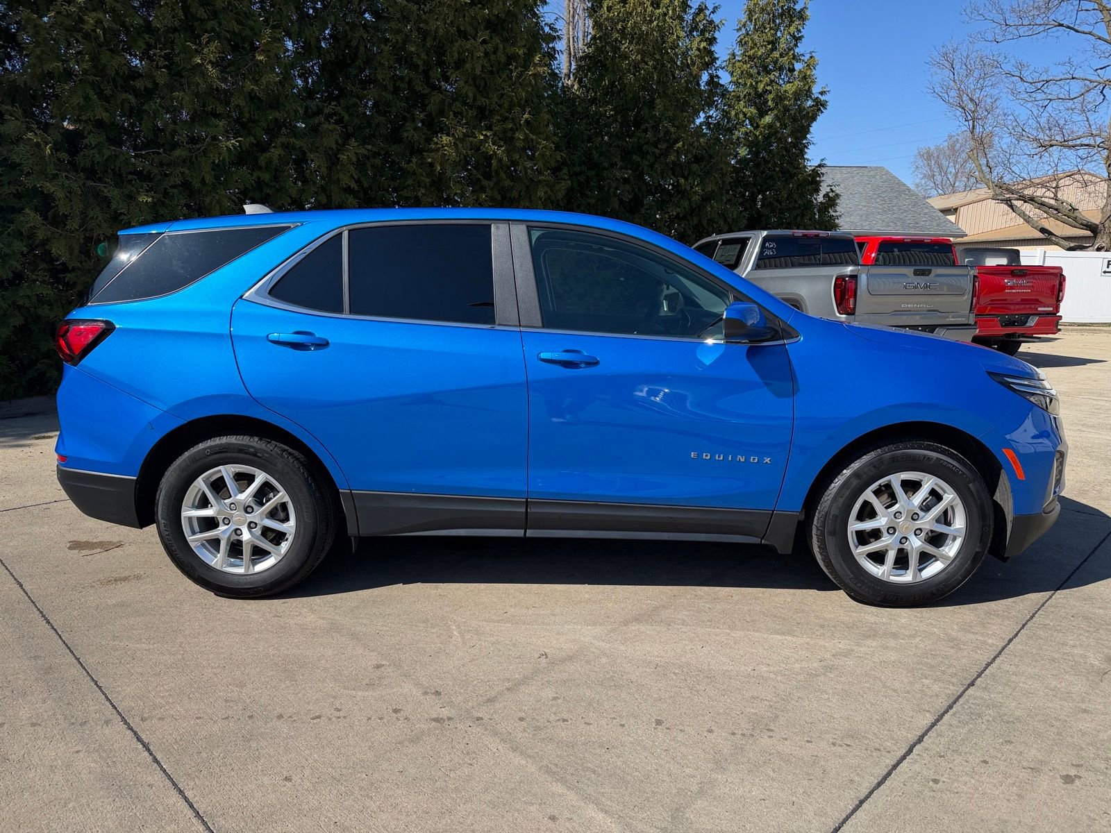 Used 2024 Chevrolet Equinox LT w/ LPO, Floor Liner Package image 31