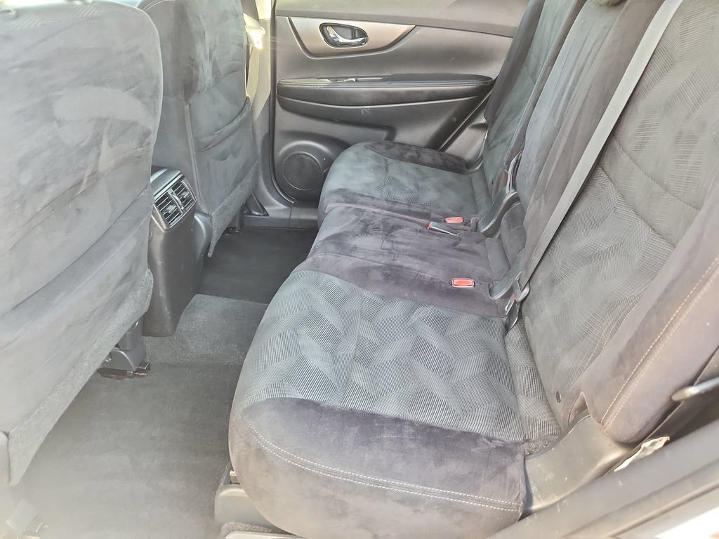 Used 2014 Nissan Rogue SV AWD/4WD image 10