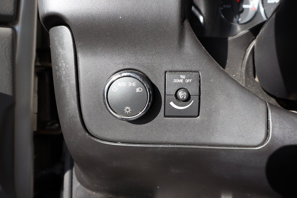 Used 2009 Chevrolet Express 1500 image 13