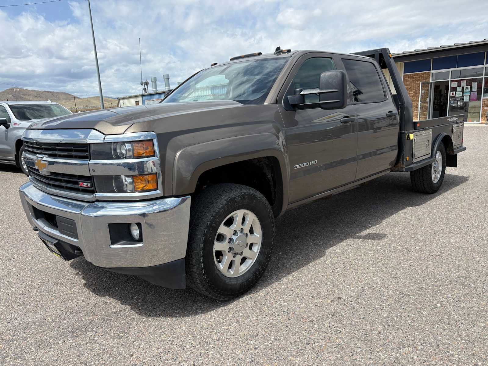 Used 2015 Chevrolet Silverado 3500 LT w/ LT Convenience Package AWD/4WD image 7