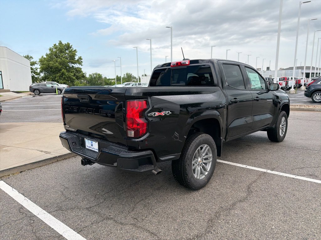 New 2026 Chevrolet Colorado LT w/ Advanced Trailering Package AWD/4WD image 3