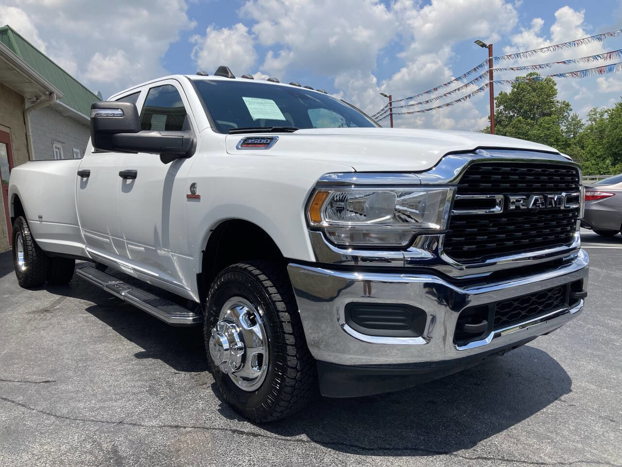 Used 2023 RAM 3500 Tradesman w/ Towing Technology Group image 3