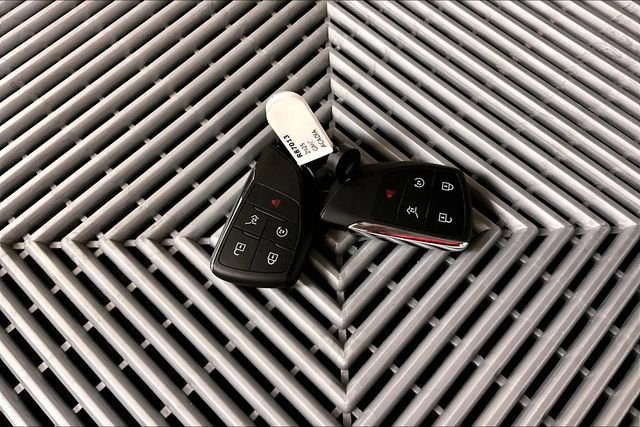 Used 2025 GMC Acadia Denali w/ Super Cruise Package image 11