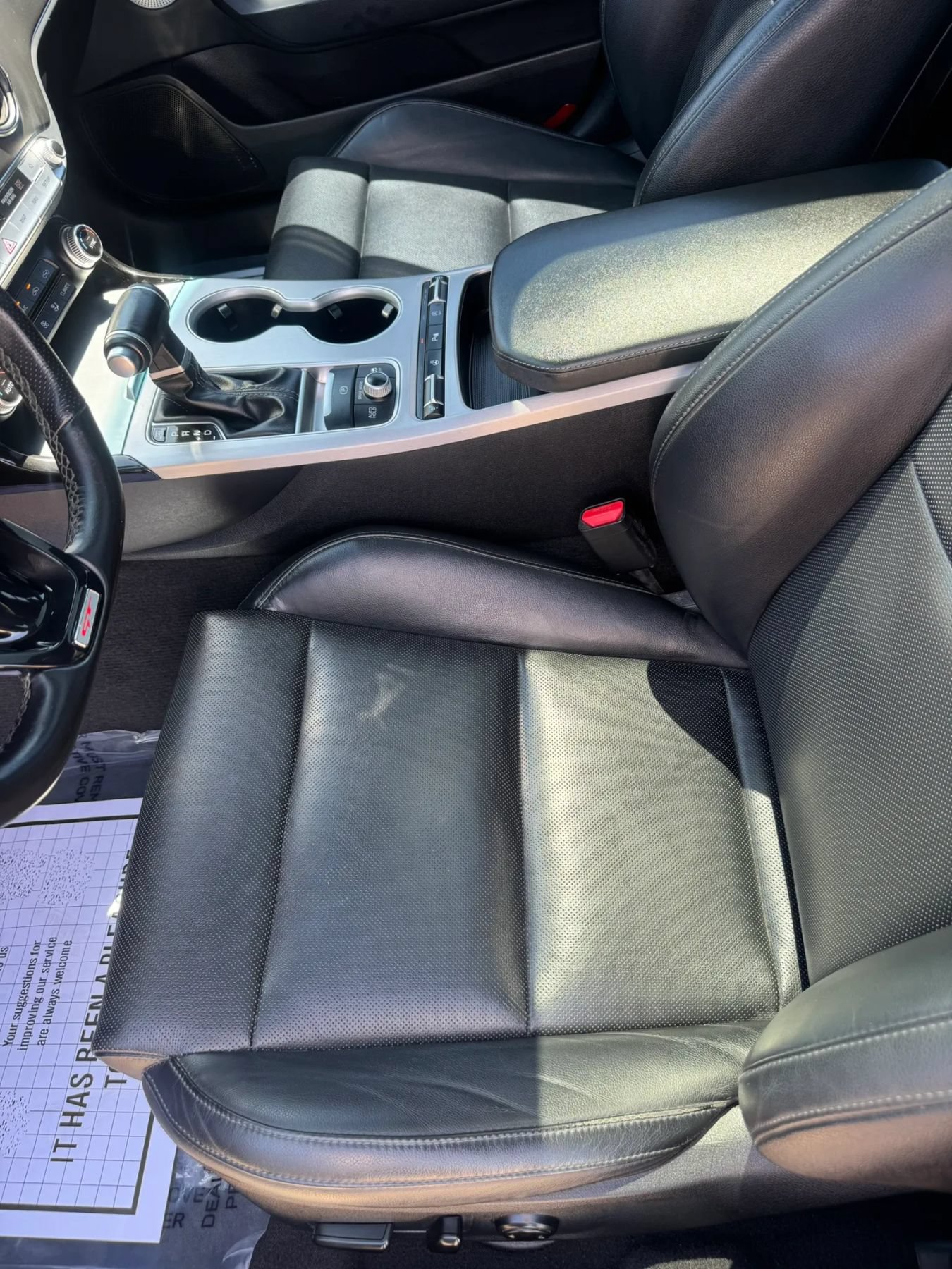 Used 2018 Kia Stinger GT1 AWD/4WD image 25