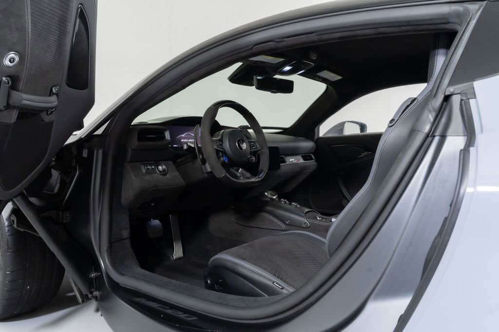 Used 2023 Maserati MC20 Coupe RWD image 20