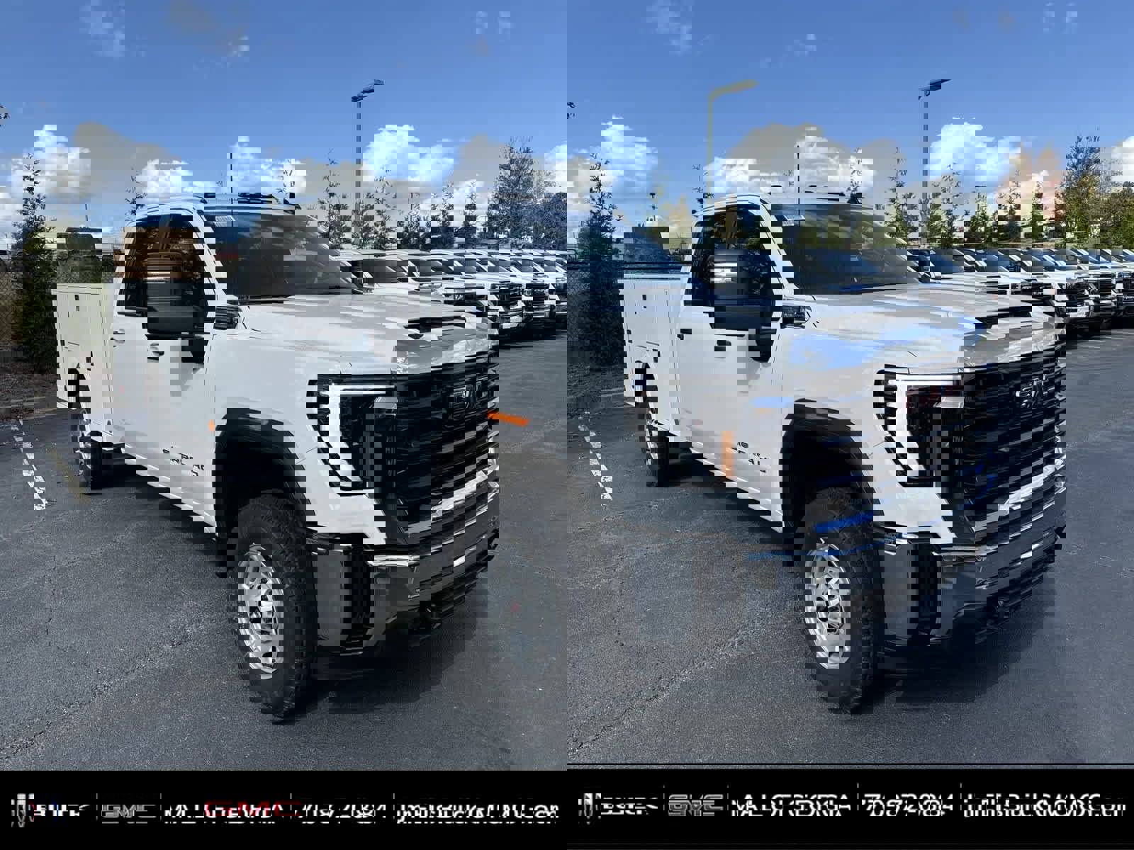 New 2024 GMC Sierra 2500 Pro w/ Convenience Package image 2