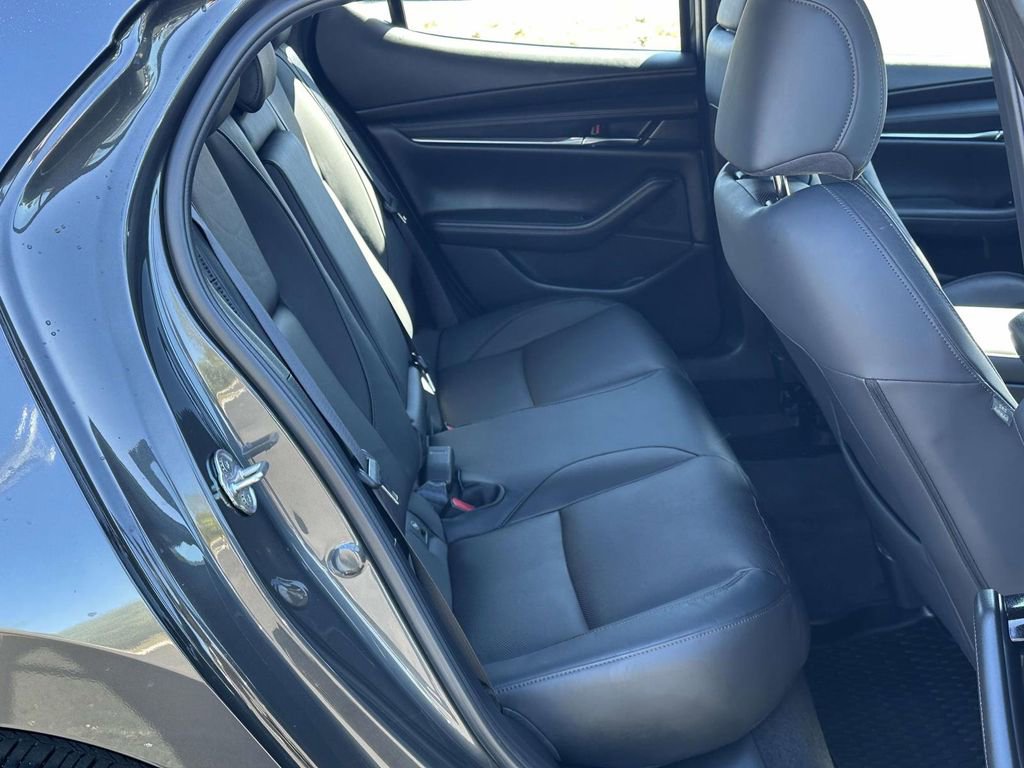 Used 2023 MAZDA MAZDA3 s image 7