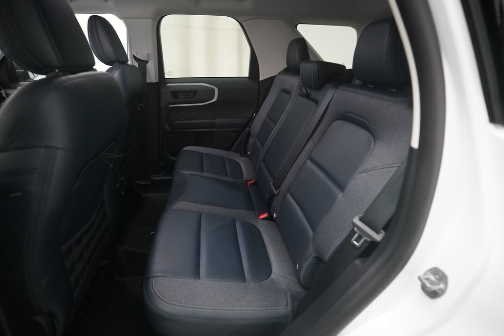 Used 2023 Ford Bronco Sport Outer Banks AWD/4WD image 15