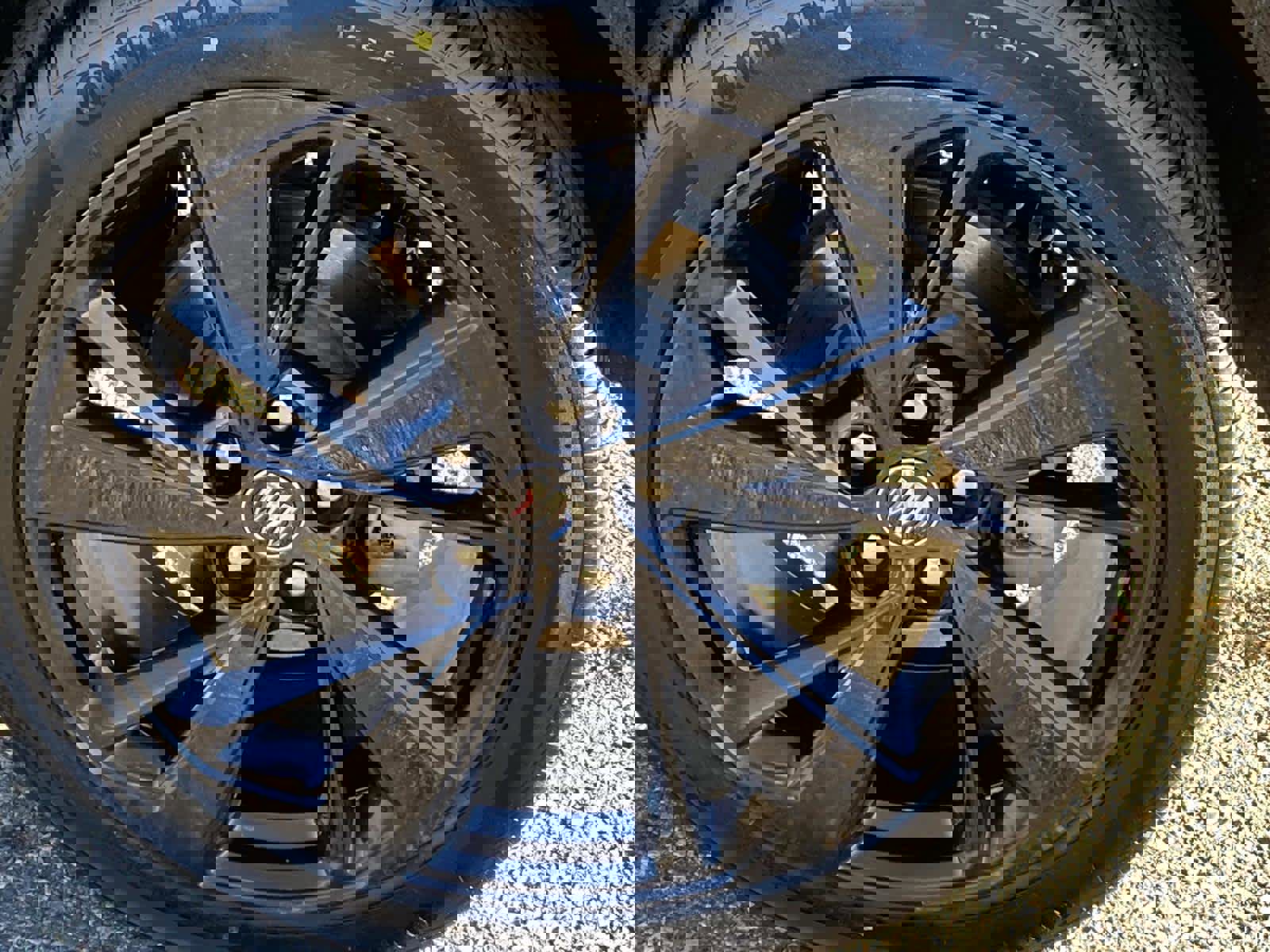 Used 2024 Buick Envision Sport Touring image 28