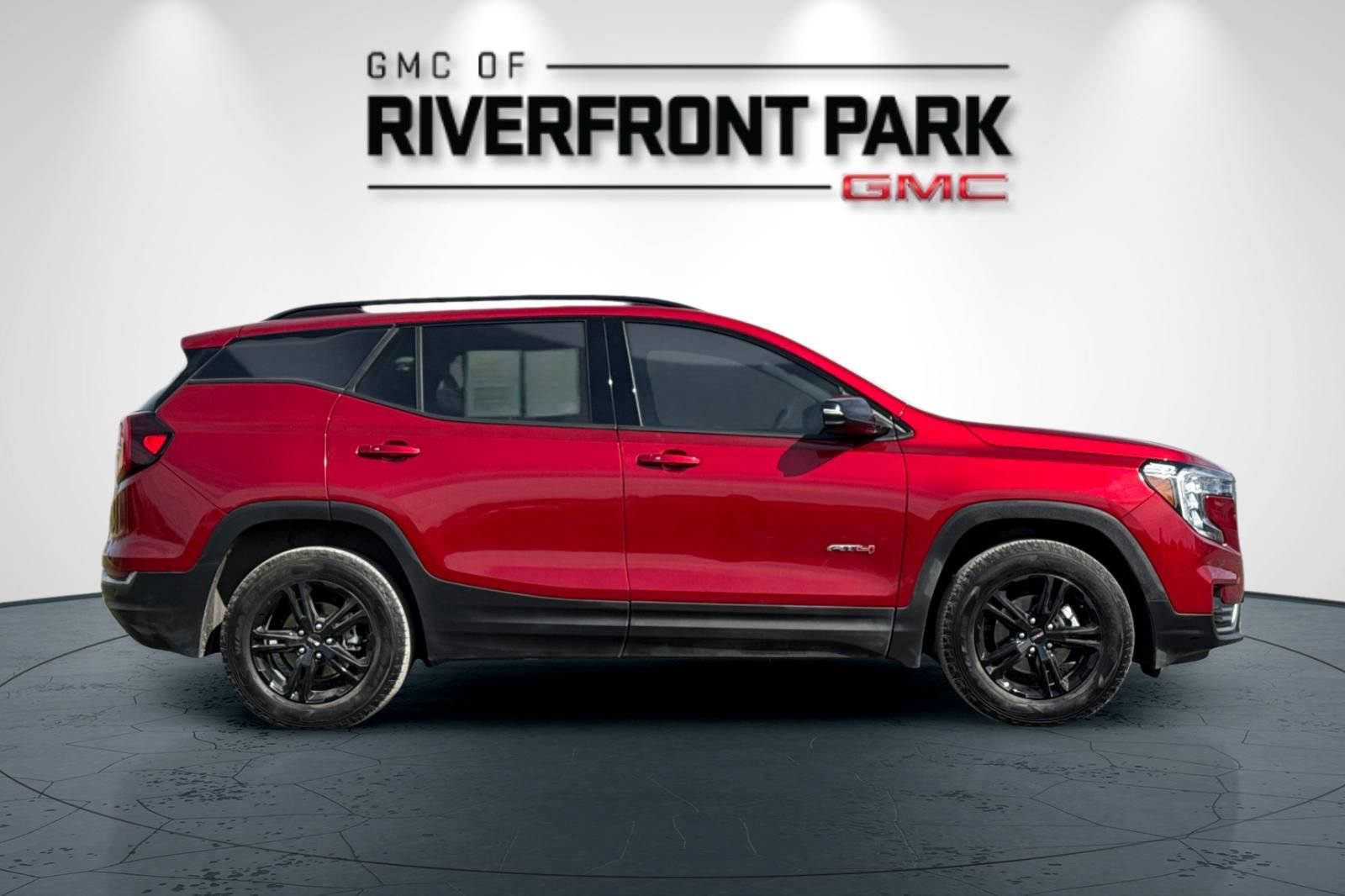 Used 2024 GMC Terrain AT4 w/ LPO, Floor Liner Package AWD/4WD image 2
