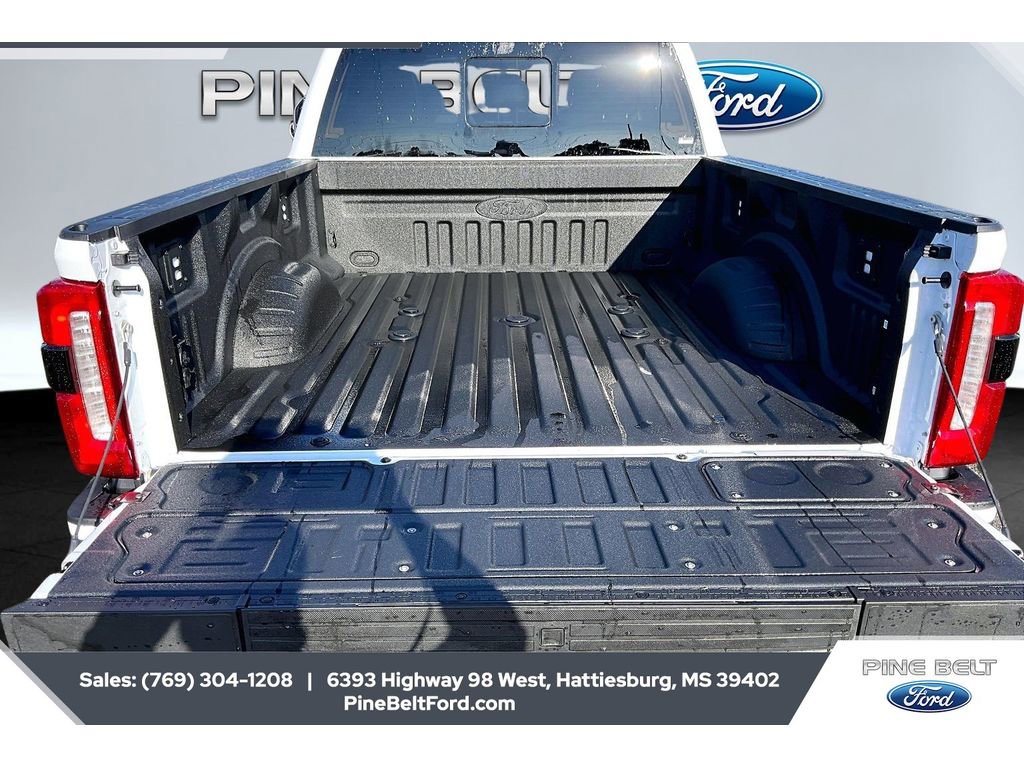 New 2026 Ford F250 Lariat w/ Black Appearance Package image 12