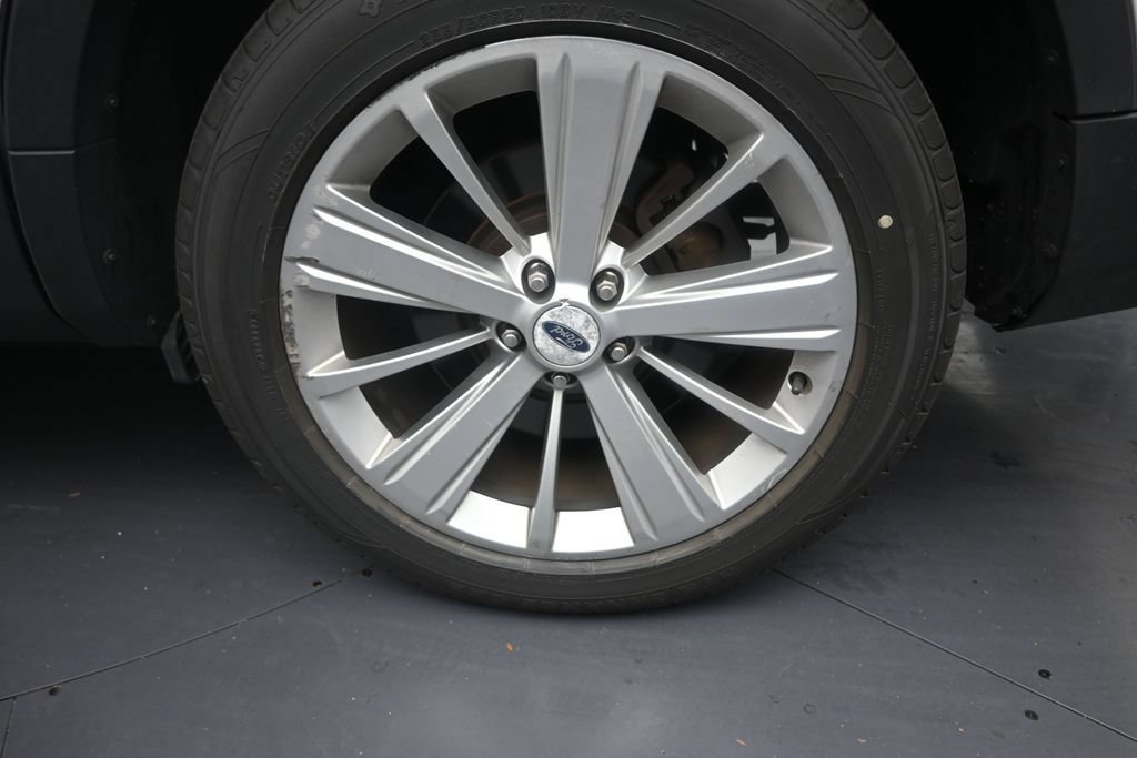 Used 2019 Ford Explorer Limited w/ Class III Trailer Tow Package FWD image 10