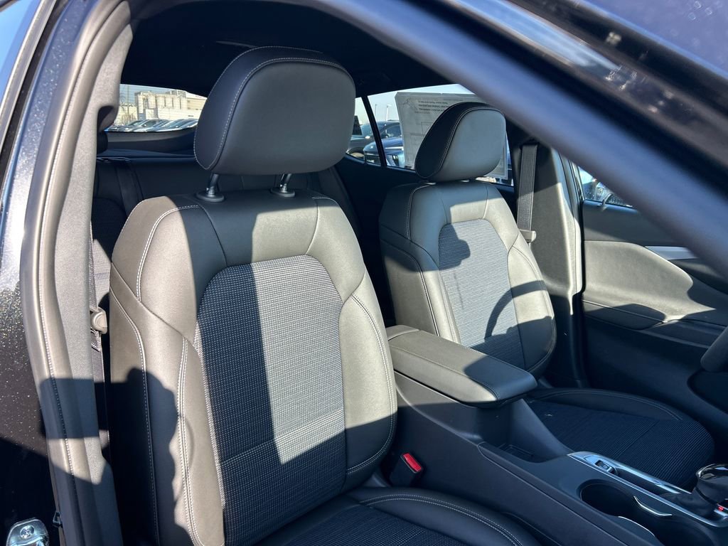New 2026 Buick Envista Sport Touring FWD image 33