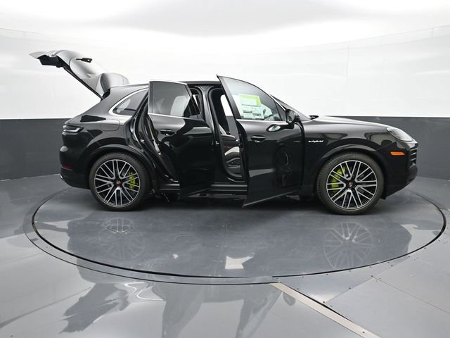 New 2026 Porsche Cayenne E-Hybrid image 35