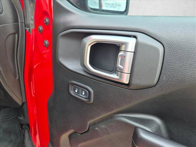 Used 2018 Jeep Wrangler Sport AWD/4WD image 26