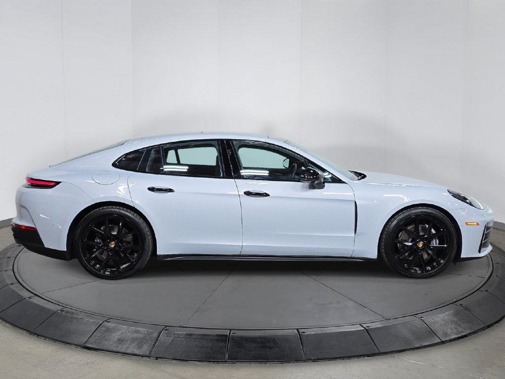 Certified 2026 Porsche Panamera RWD image 8