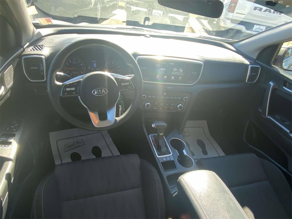 Used 2021 Kia Sportage LX image 15