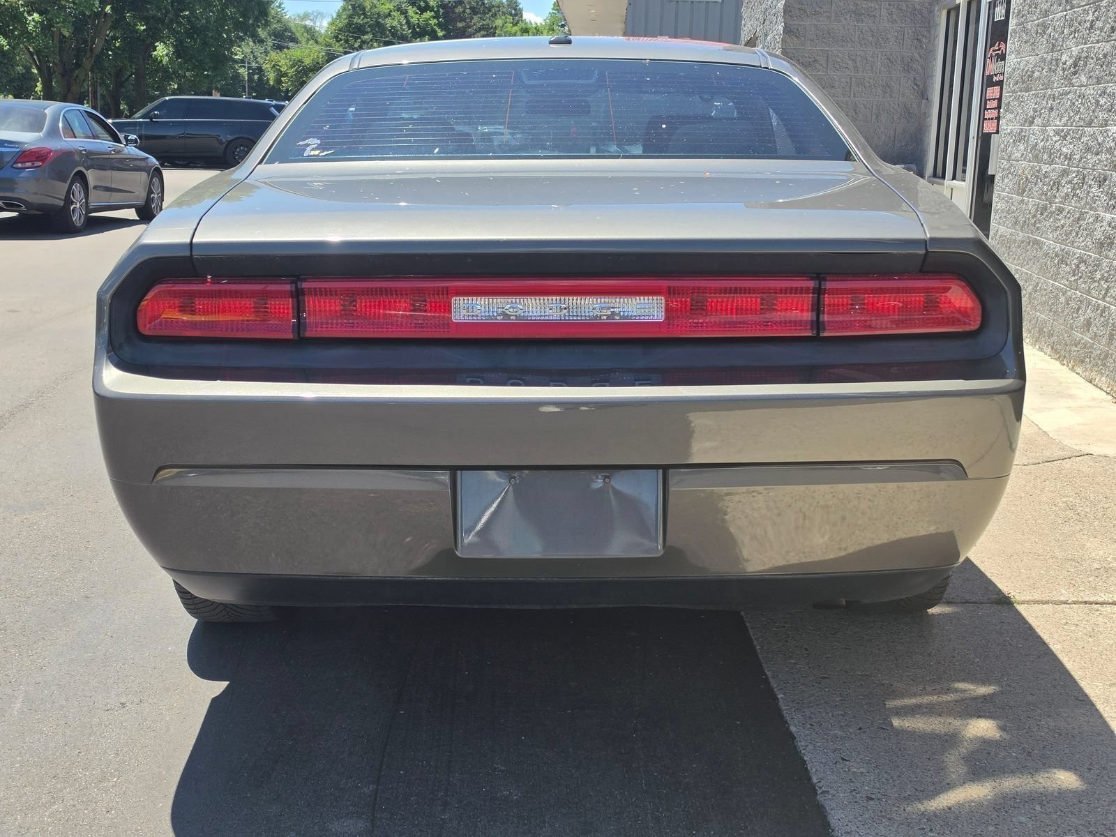 Used 2009 Dodge Challenger SE RWD image 5