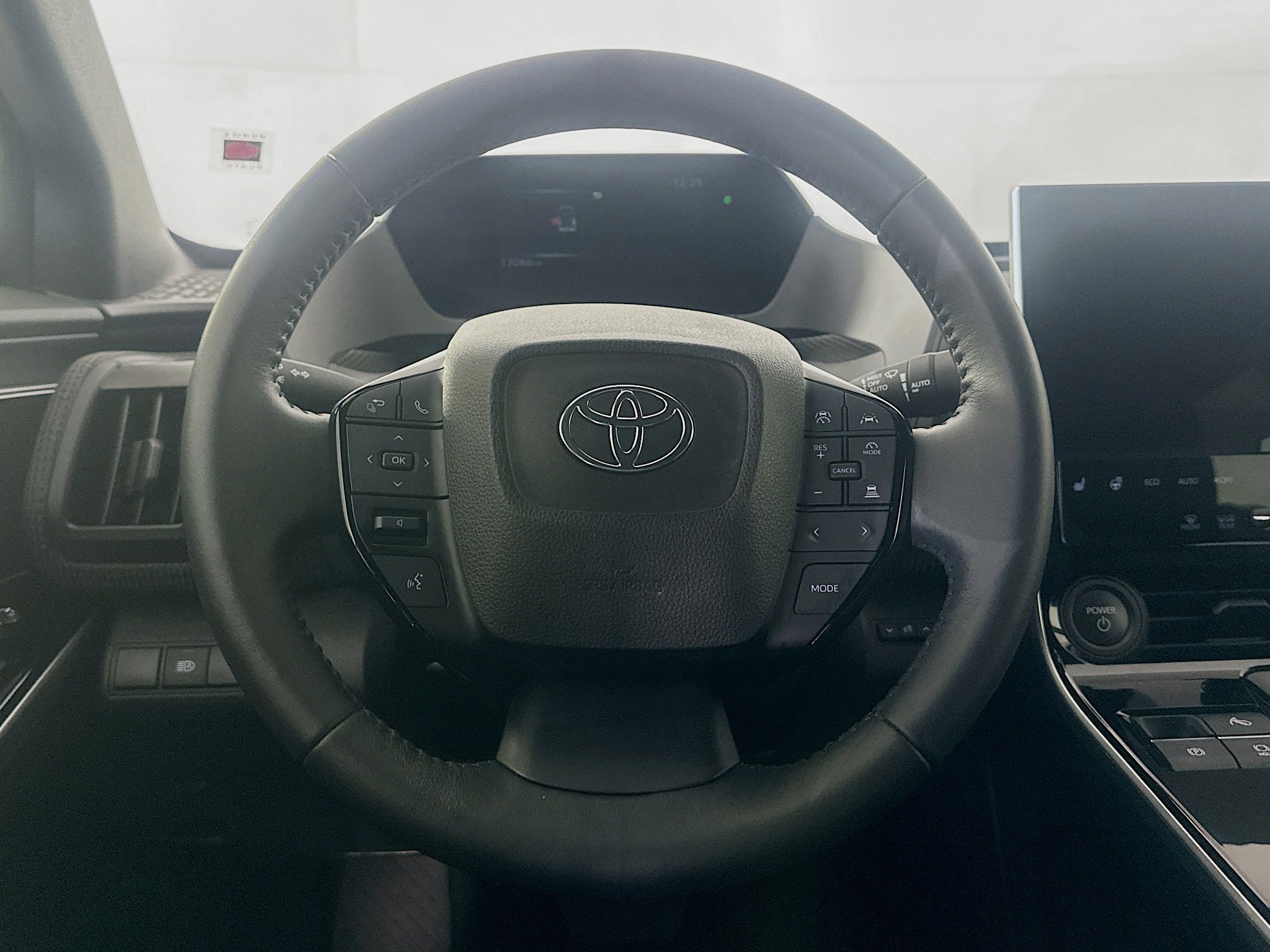 Used 2023 Toyota bZ4X XLE w/ Weather Package FWD image 18