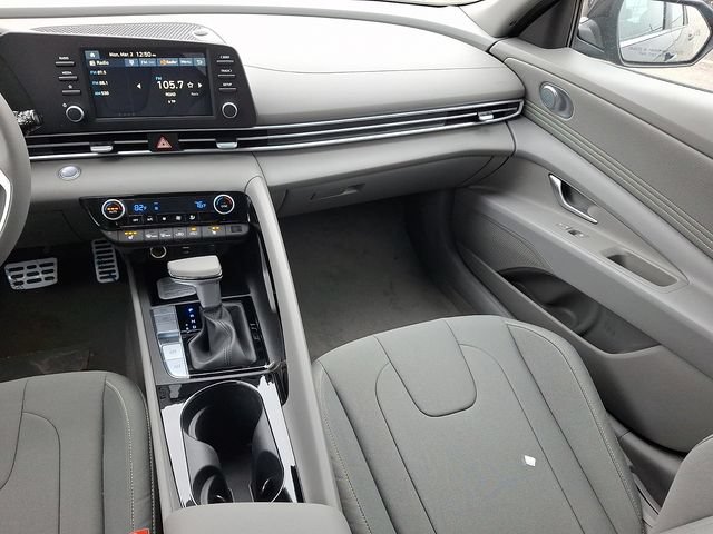 New 2026 Hyundai Elantra SEL Sport Premium FWD image 11