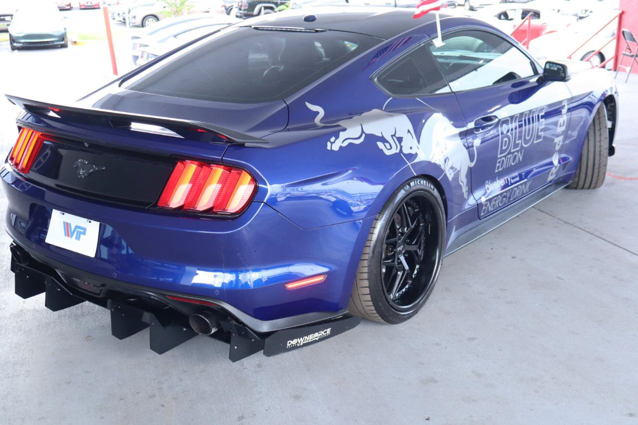 Used 2016 Ford Mustang Premium RWD image 5