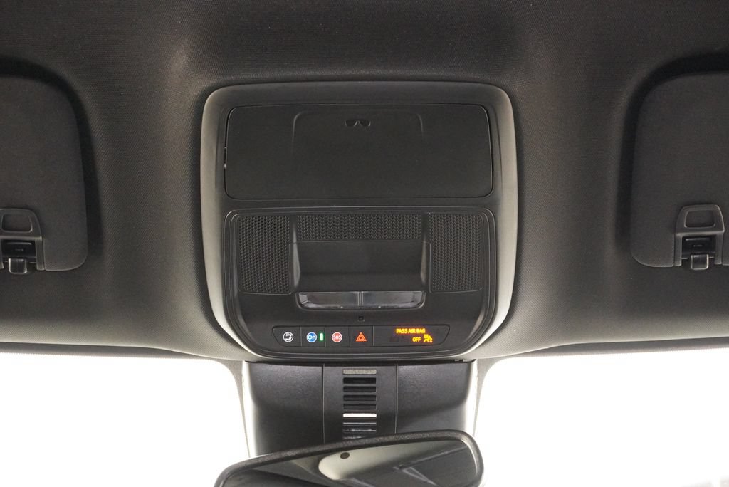 Used 2026 Buick Enclave Sport Touring FWD image 17